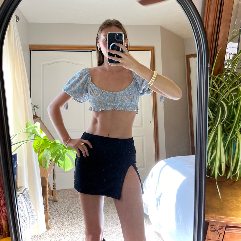 Olivaceous floral crop top
